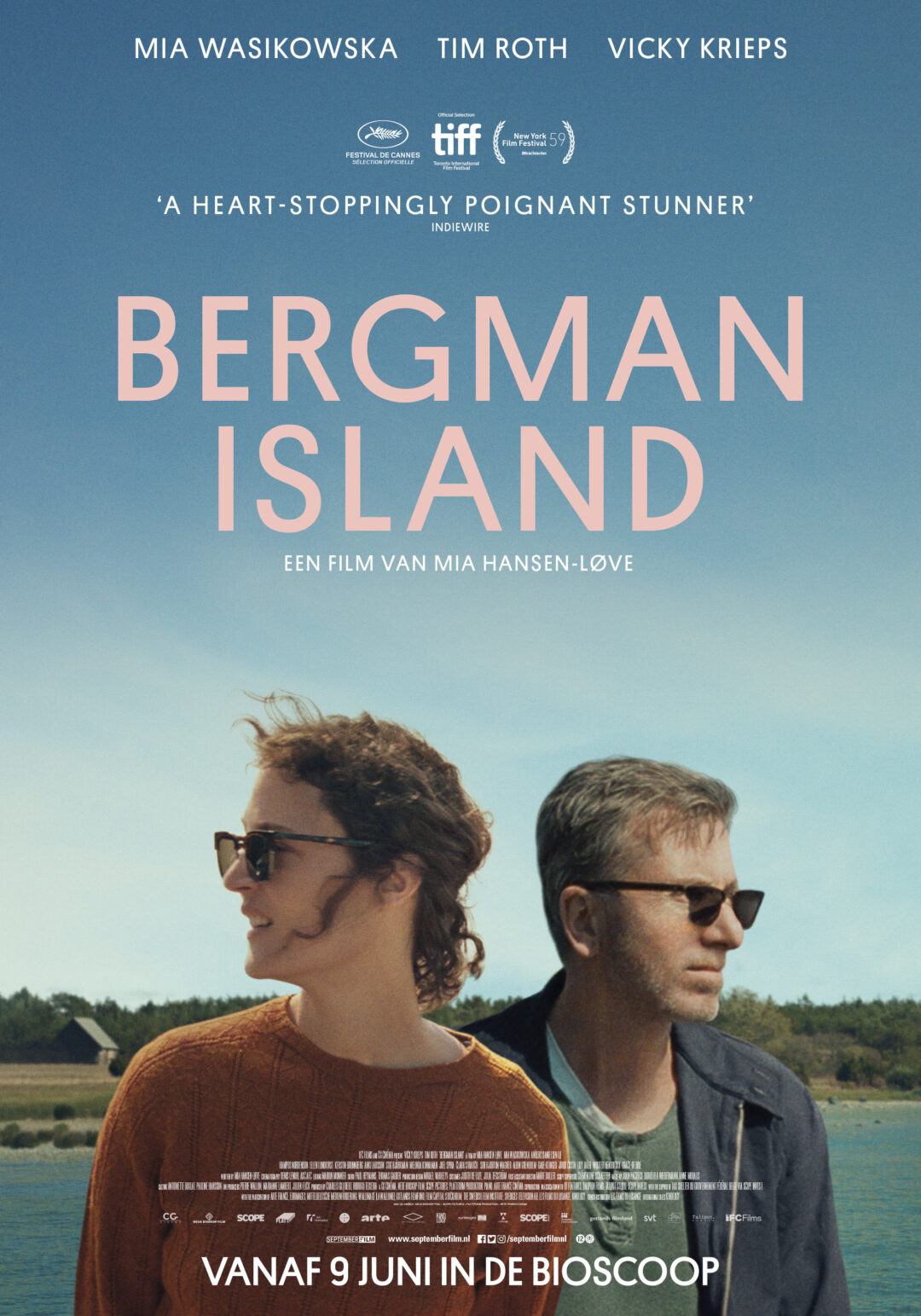 Bergman-Island_ps_1_jpg_sd-high.jpg